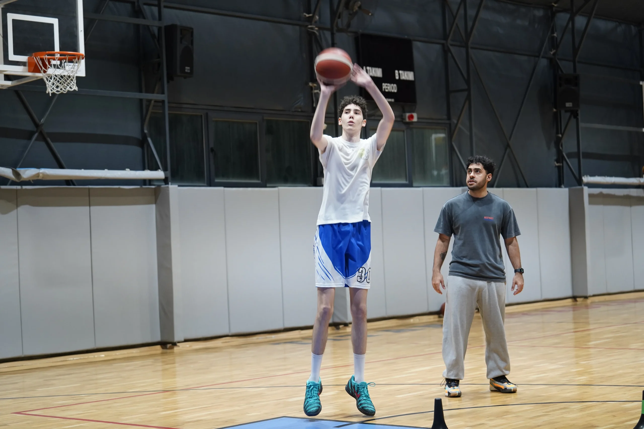 Speedy Academy Profesyonel Basketbol Antrenmanları